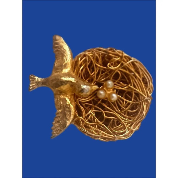 Jeanne brooch Bird with eggs 1950s Gold Tone Very Rare For Collection 🥰 - Picture 3 of 6
